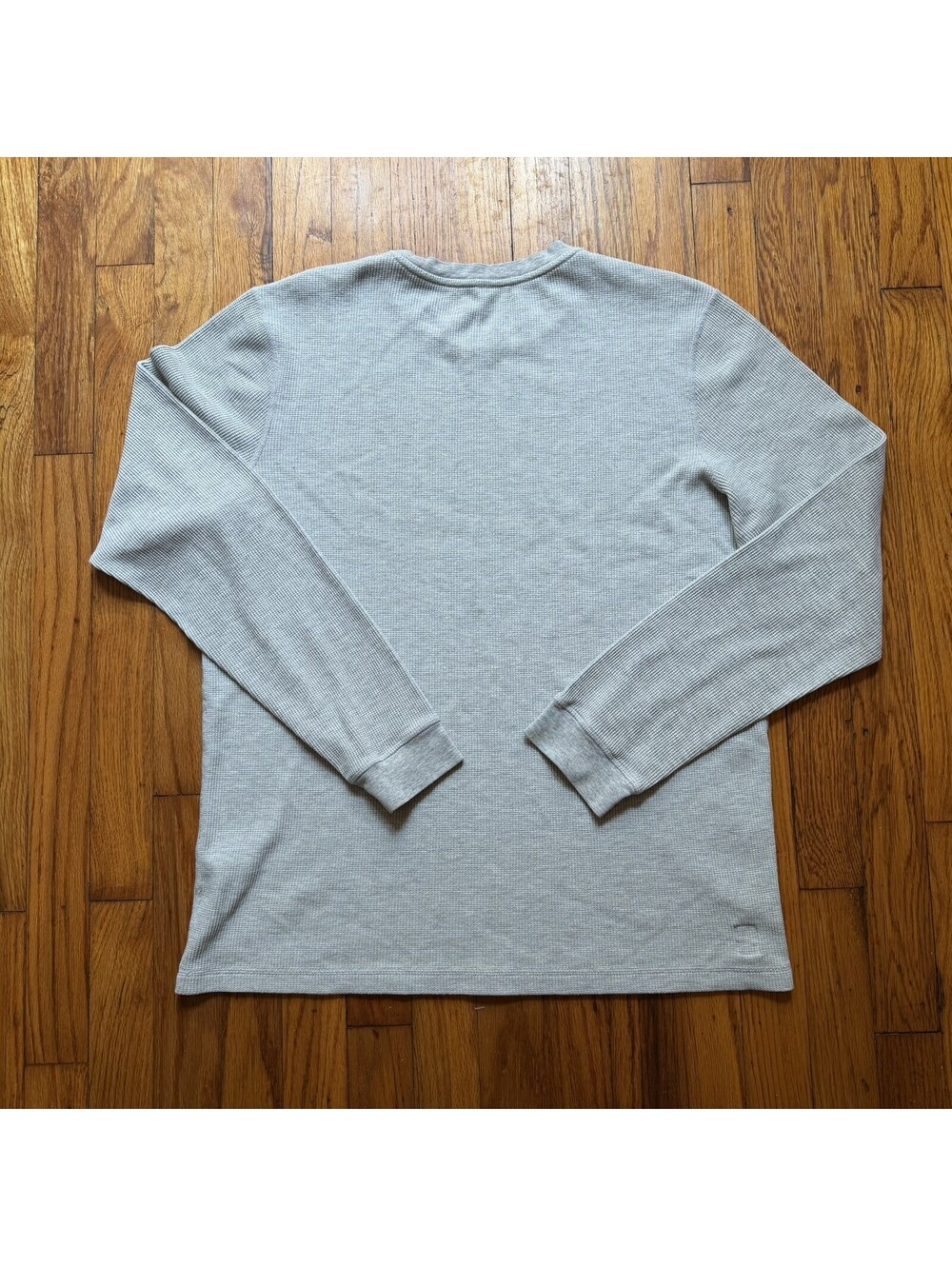 Vuori Men Shirt Large Gray Waffle Knit Thermal Long Sleeve Crew V176 READ!!